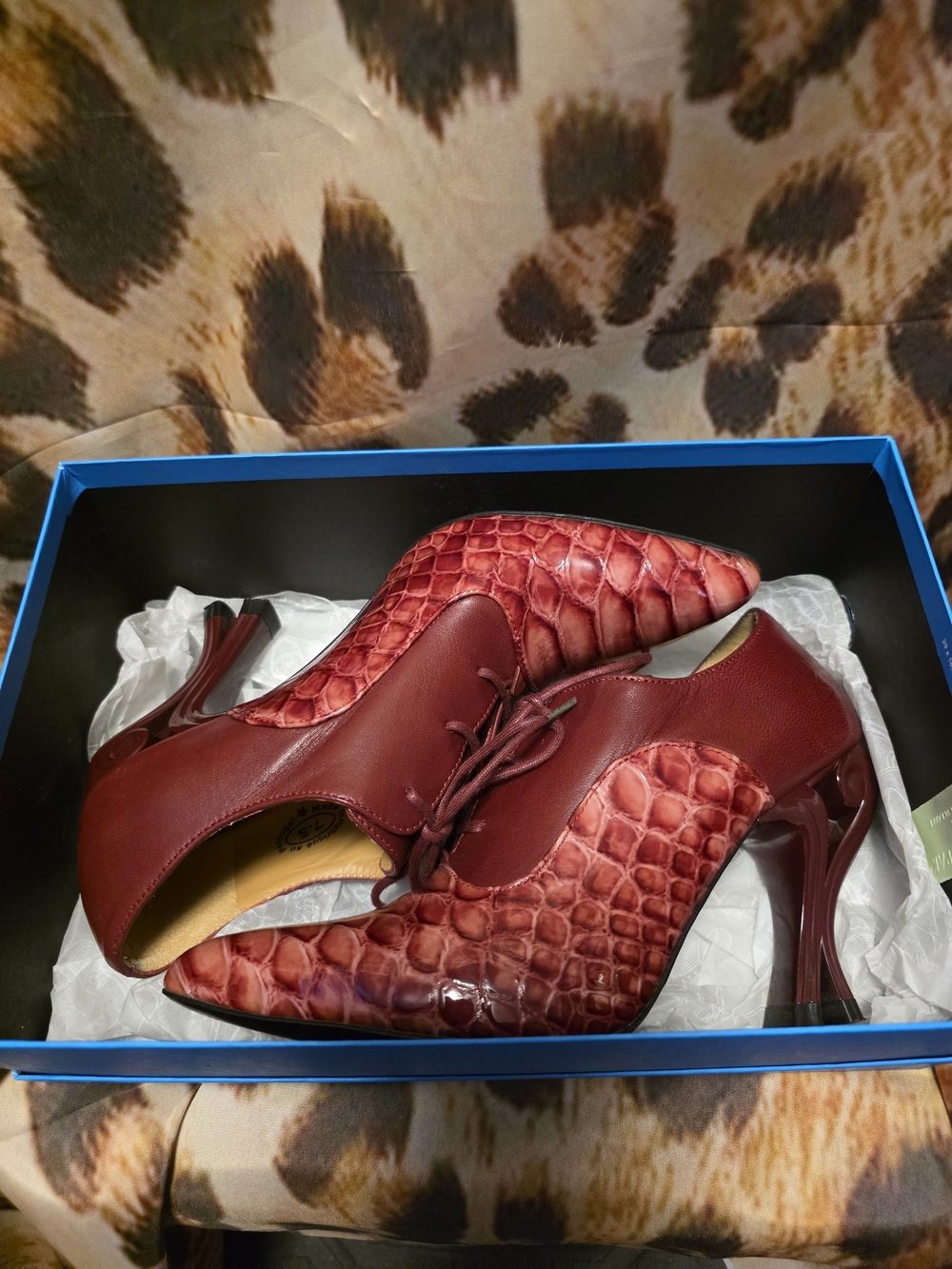 John Fluevog Celestial Communications URSULA Lace-Up Heels - Size 7.5 - Picture 6 of 11